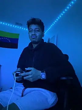 usrrnamemejs online show from March 3, 5:02 am