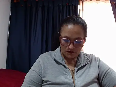  BellaNocturna online show from June 29, 7:25 pm