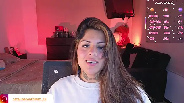 Snapshot of Catalina_mart chatting on April 2, 8:01 am Catalina mart online show from April 2, 8:01 am