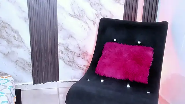 Snapshot of Nina_vegas chatting on June 3, 2:33 pm Nina vegas online show from June 3, 2:33 pm