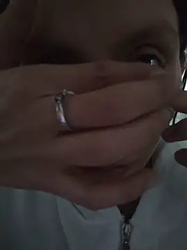 Naomimolie online show from March 28, 12:05 pm