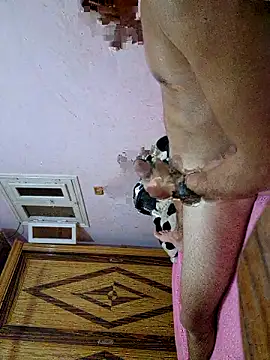 Snapshot of _sexy_medo0 chatting on May 21, 9:11 pm sexy medo0 online show from May 21, 9:11 pm