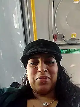 jaade doll online show from March 25, 1:06 pm