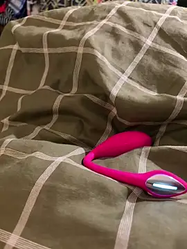 Snapshot of HairyButHot chatting on March 15, 6:58 pm HairyButHot online show from March 15, 6:58 pm