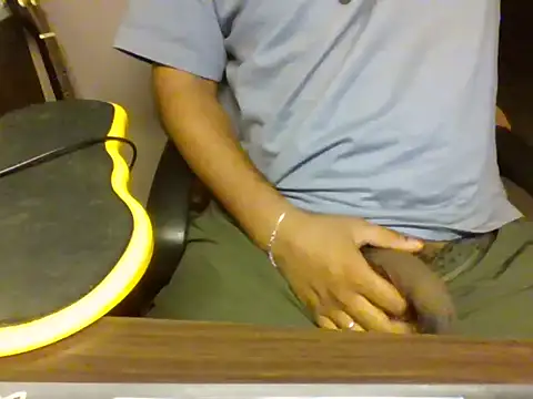 bigbuldgee online show from March 2, 9:32 pm