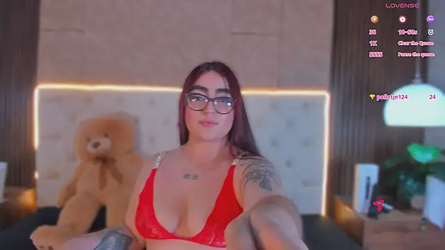 apriilfox online show from March 22, 3:43 am