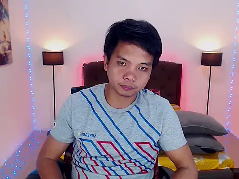 IANhARDfUcker online show from March 7, 2:41 am