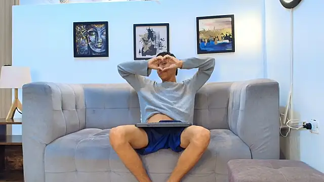 SKINNY BOYXXX online show from April 9, 7:25 am