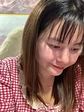 Little Muse78 online show from March 13, 2:56 pm