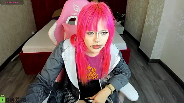 Necucuby online show from March 4, 7:47 am