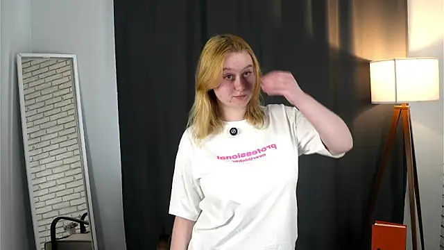 EdraDorsey online show from March 4, 5:02 am