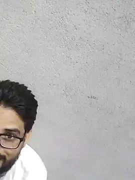 Snapshot of lovelypooja93 chatting on July 13, 1:25 pm lovelypooja93 online show from July 13, 1:25 pm