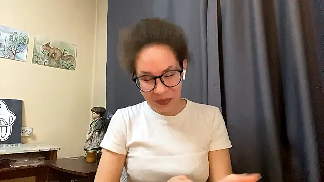 Snapshot of Selena_blom chatting on March 3, 12:55 pm Selena blom online show from March 3, 12:55 pm