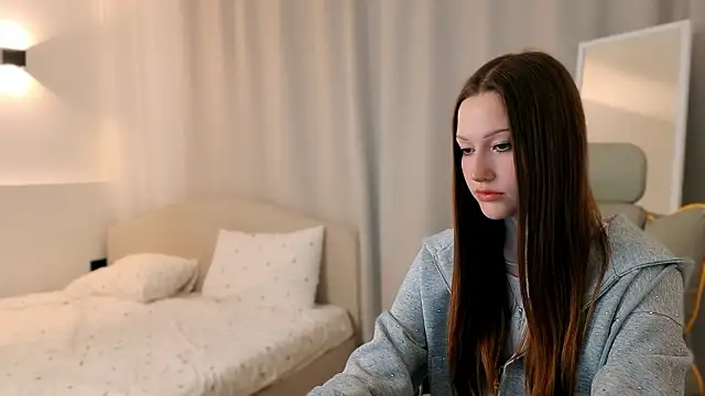 Snapshot of minny_stacy chatting on March 4, 2:12 pm minny stacy online show from March 4, 2:12 pm