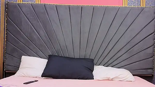 Kaely-Hot- online show from March 24, 2:22 pm