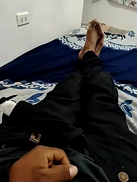 Snapshot of loucer chatting on March 3, 3:29 pm loucer online show from March 3, 3:29 pm