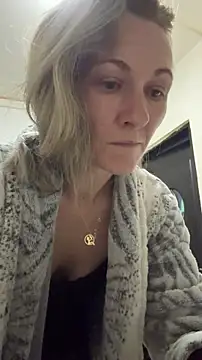 Secret Ladyx online show from April 16, 3:07 am