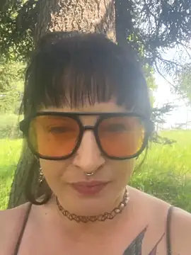 Xlilli69X online show from April 20, 1:58 pm