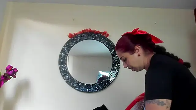 Maye Milf  online show from March 20, 1:05 pm