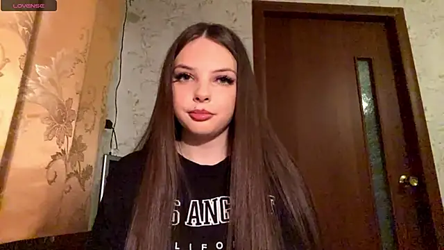 Snapshot of MiaClarka chatting on March 3, 5:41 pm MiaClarka online show from March 3, 5:41 pm