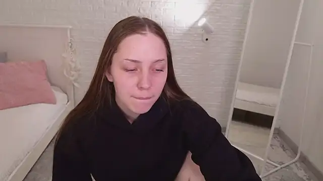 Snapshot of I_m_Regina chatting on May 22, 6:31 am I m Regina online show from May 22, 6:31 am