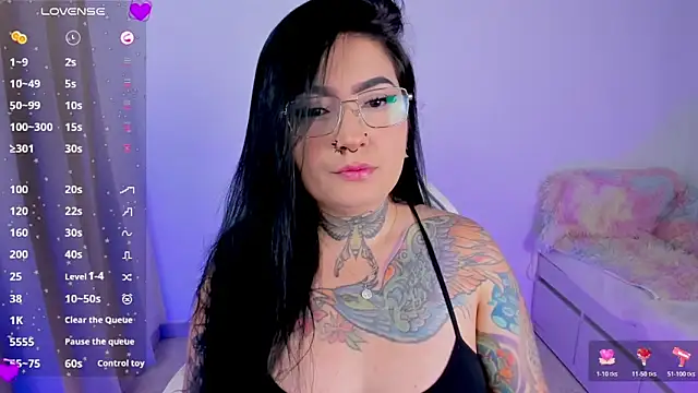 heeyy kitty online show from April 30, 2:23 pm