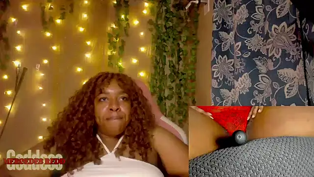 Goddess MercedesRedd online show from July 10, 5:15 pm