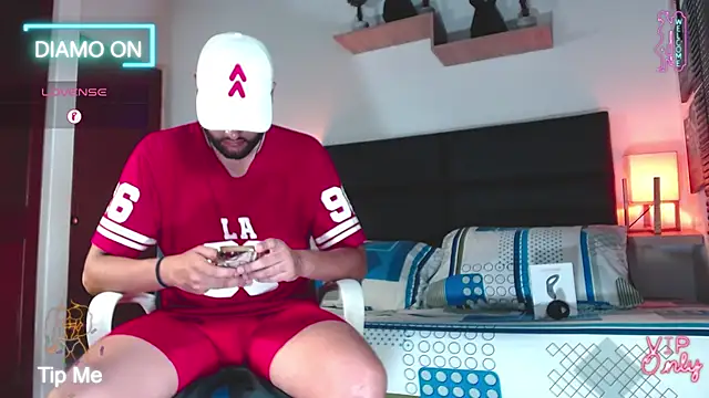 daniel hunther online show from March 17, 2:09 pm