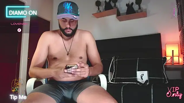 daniel hunther online show from April 13, 8:03 pm