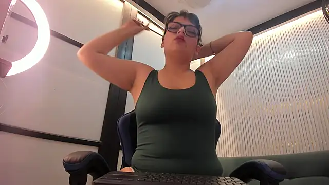 kittyBlossom 1 online show from June 24, 8:30 pm