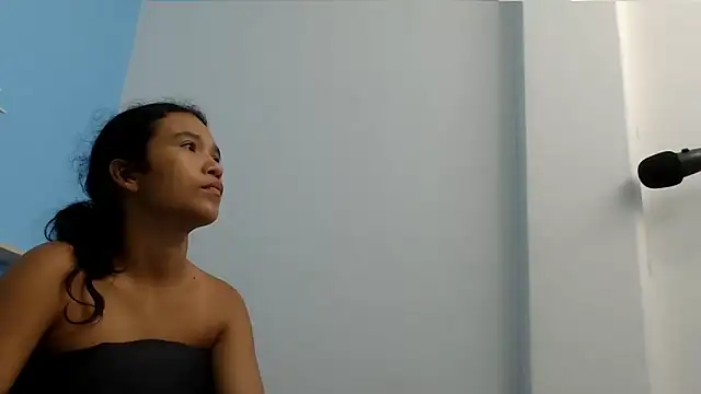 zoecute5817 online show from June 4, 1:11 am