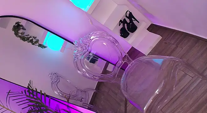 dalilathoms  online show from March 27, 8:41 pm