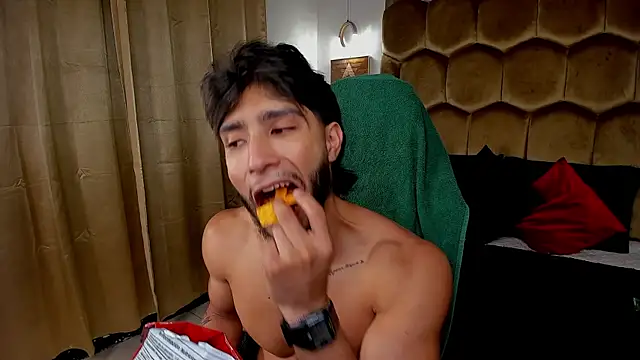 Emmet CollinsJS online show from March 25, 4:29 am