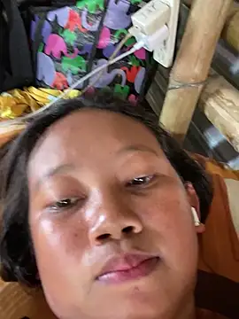 Moonlight695 online show from March 4, 5:13 am