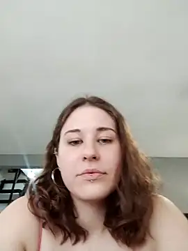 Snapshot of beluve_l chatting on March 30, 5:58 pm beluve l online show from March 30, 5:58 pm