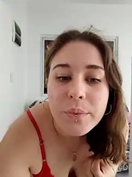 Snapshot of beluve_l chatting on April 15, 5:53 pm beluve l online show from April 15, 5:53 pm
