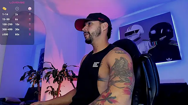 Snapshot of NikoHank_ chatting on July 23, 6:22 am NikoHank online show from July 23, 6:22 am