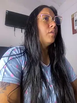 Snapshot of Iam_Ambar chatting on April 7, 5:19 am Iam Ambar online show from April 7, 5:19 am