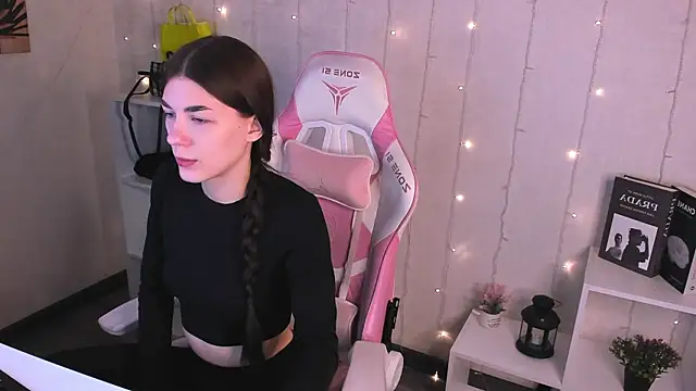 LunaRossaa online show from March 9, 11:53 pm