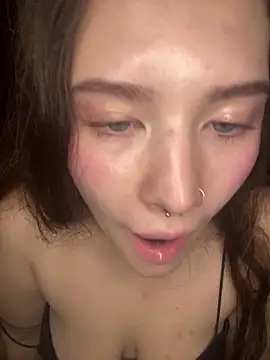 KristieKitty online show from April 17, 2:20 pm