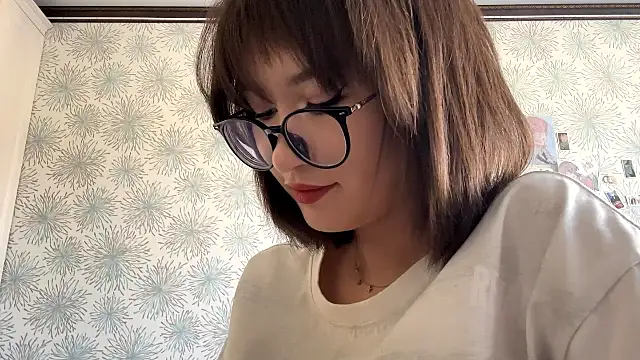 Bella Voraesynd online show from March 5, 12:34 pm