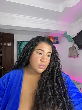 Snapshot of dana_falcoo25 chatting on May 8, 4:12 pm dana falcoo25 online show from May 8, 4:12 pm
