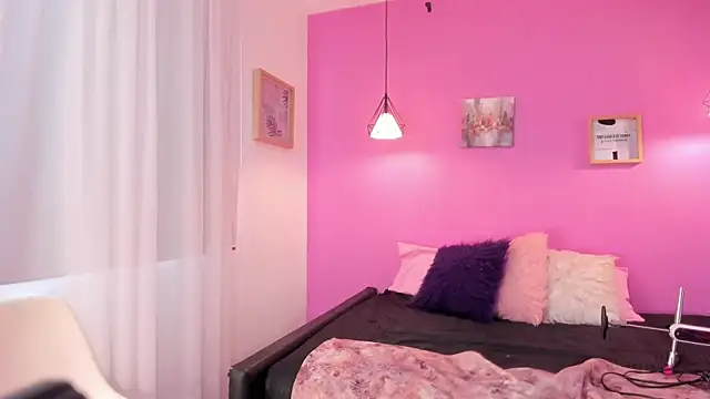 liapinket online show from April 2, 12:14 pm