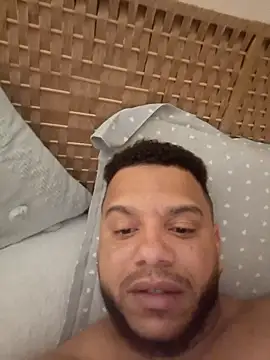 Cubanitos10 online show from March 4, 8:37 pm