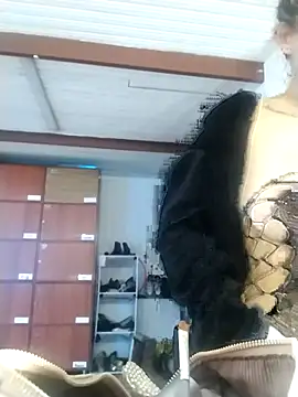 CynthiaMore online show from May 16, 1:21 pm