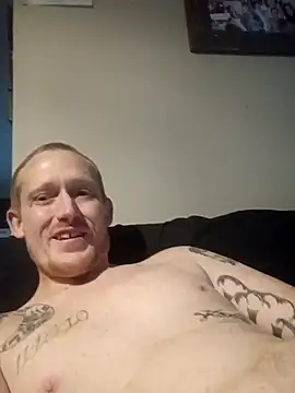 Lovemcurvy69 online show from March 26, 11:21 pm