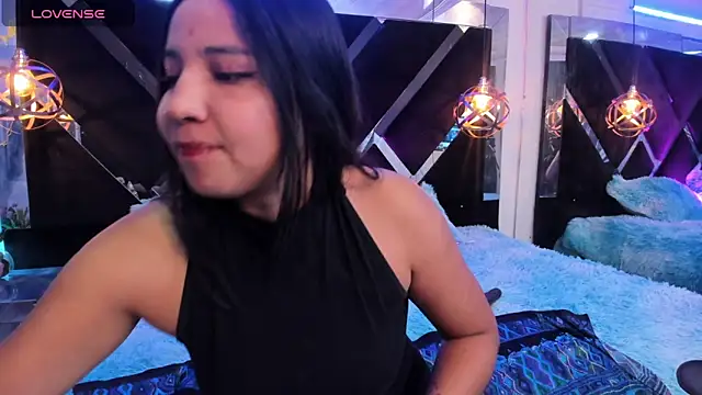 Snapshot of DulceBarbyeri chatting on May 25, 12:44 pm DulceBarbyeri online show from May 25, 12:44 pm