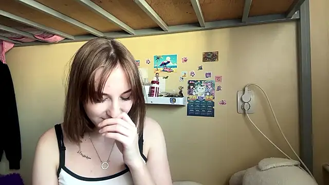 AquilineOrites online show from March 23, 6:39 am