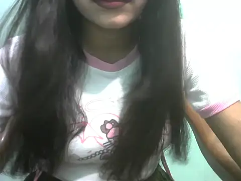 Snapshot of Lovely-Pandey chatting on April 18, 5:17 pm Lovely-Pandey online show from April 18, 5:17 pm