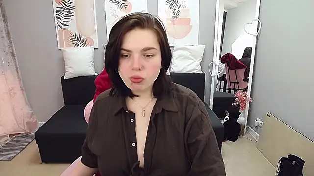 DanielaHot4u online show from April 14, 6:41 am